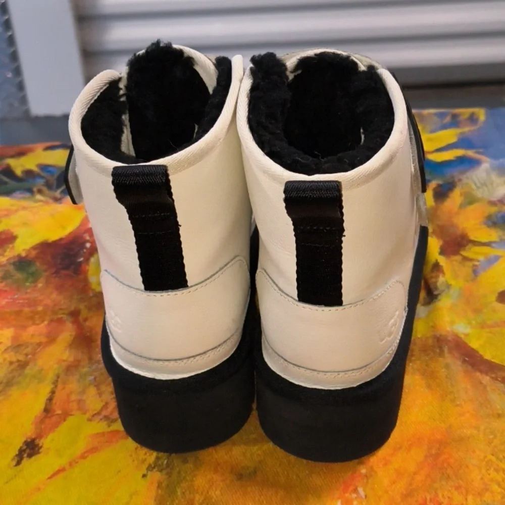 UGG Australia Neumel Platform Boot White Leather Size 3 Girl UK 2 EU 35